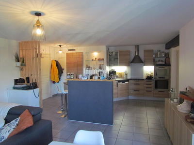 Appartement - 74 m² - 3 pièces