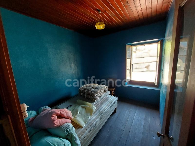 Maison - 450 m² - 12 pièces