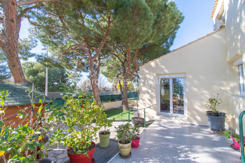 Maison - 98 m² - 4 pièces