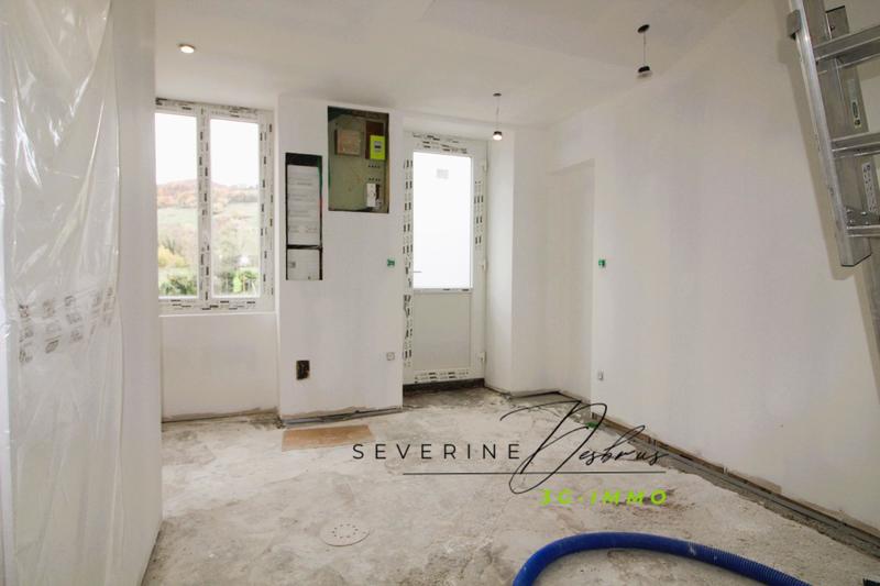 Maison traditionnelle - 150 m² - 6 pièces