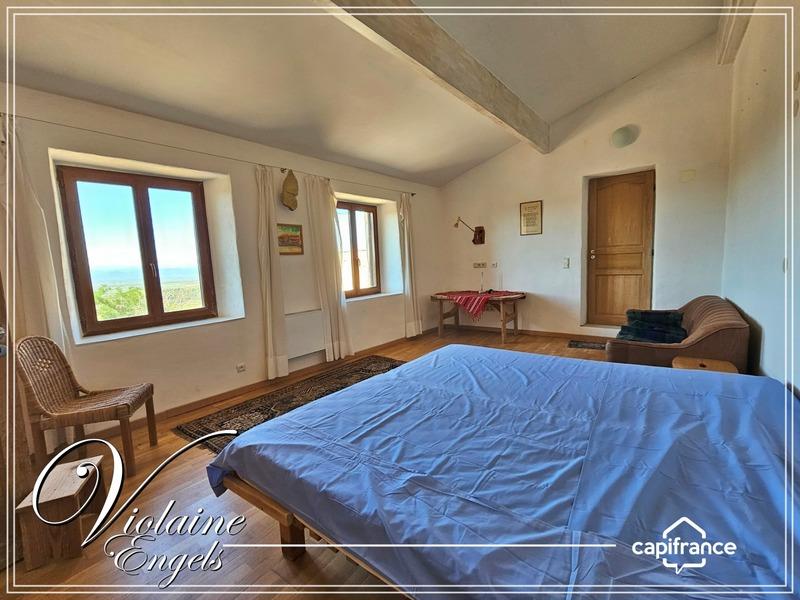 Corps de ferme - 592 m² - 14 pièces