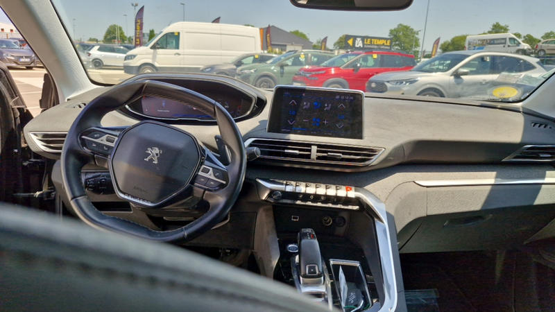 Peugeot 3008 BlueHDI 130ch Eat8 Allure Business