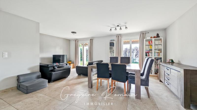 Maison - 95 m² - 4 pièces