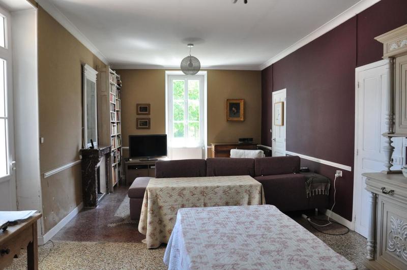 Mas - 262 m² - 7 pièces