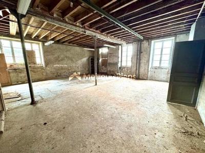 Maison - 140 m² - 9 pièces