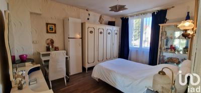 Maison - 140 m² - 7 pièces