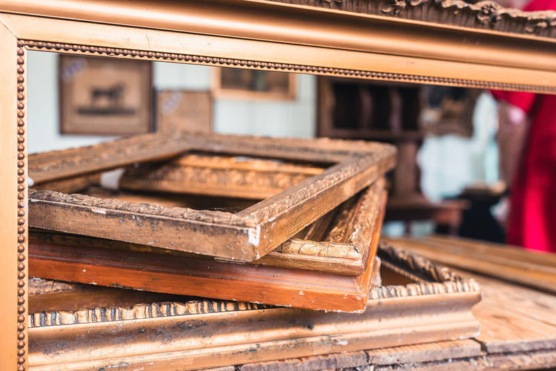 Antiquités brocantes des allées françois verdier