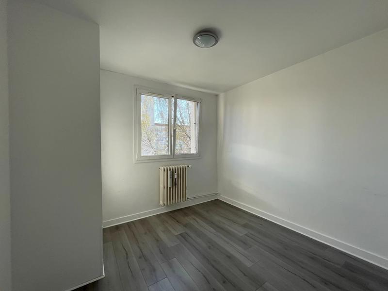 Appartement - 81 m² - 5 pièces