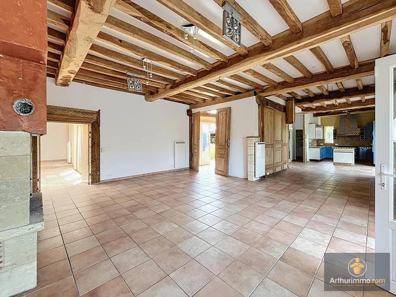 Maison - 288 m² - 8 pièces