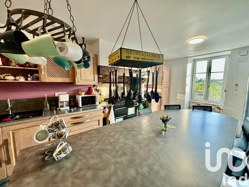 Maison de campagne - 298 m² - 9 pièces