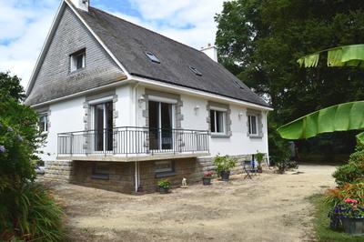 Maison - 153 m² - 8 pièces