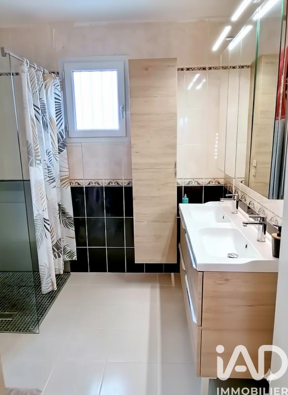 Maison - 94 m² - 4 pièces