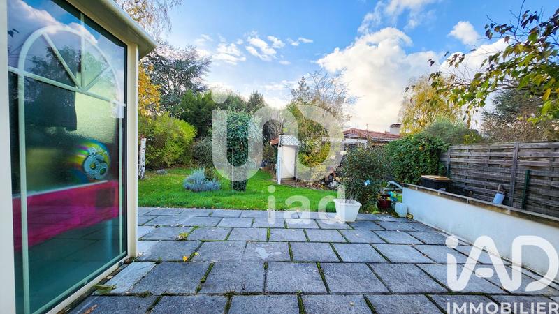 Maison - 99 m² - 4 pièces