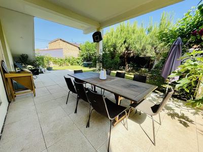 Maison - 189 m² - 8 pièces