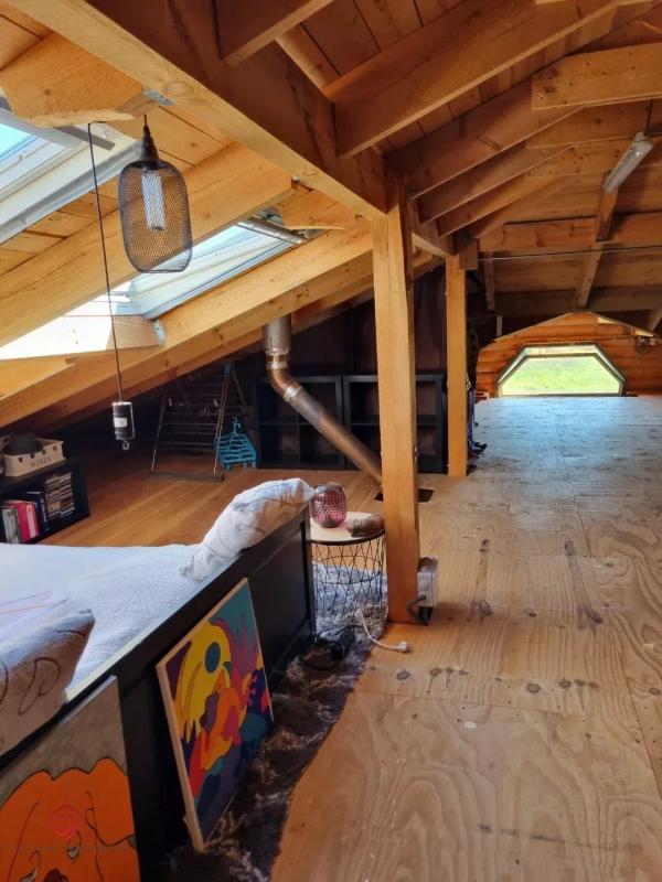 Maison de bois - 180 m² - 5 pièces