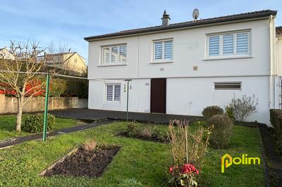 Maison - 114 m² - 6 pièces