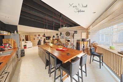 Immeuble - 260 m² - 6 pièces