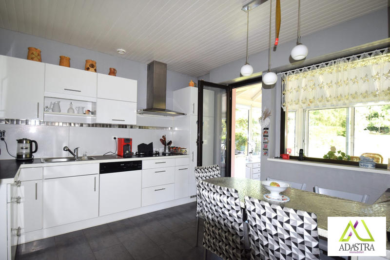 Maison - 173 m² - 7 pièces