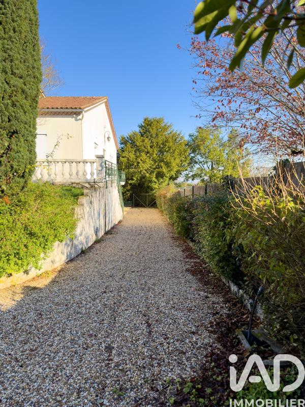 Maison de village - 257 m² - 17 pièces