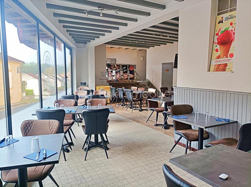 Immeuble - 266 m² - 14 pièces