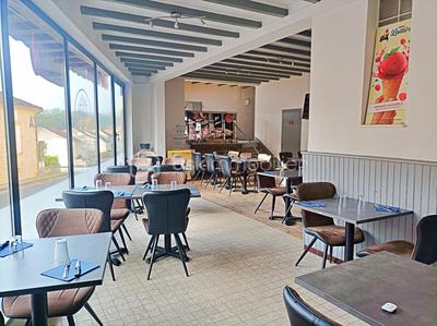 Immeuble - 266 m² - 14 pièces