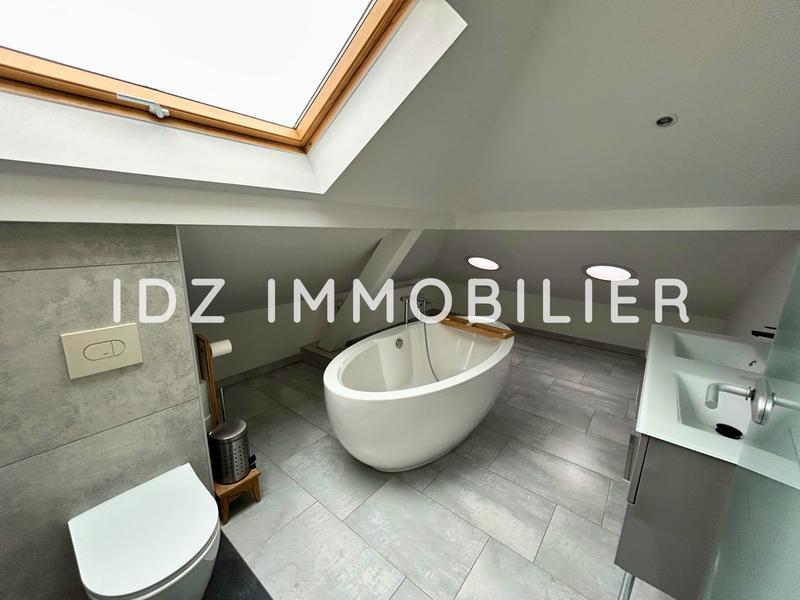 Maison - 185 m² - 4 pièces