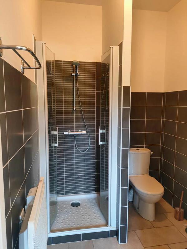 Maison - 243 m² - 9 pièces