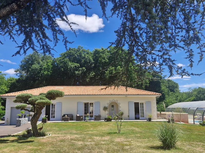 Maison - 173 m² - 8 pièces