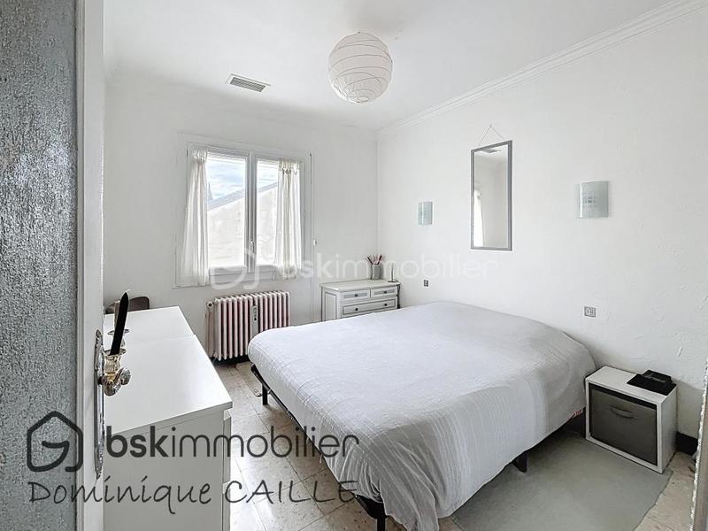 Maison traditionnelle - 168 m² - 7 pièces