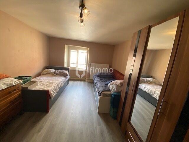 Immeuble - 260 m² - 7 pièces