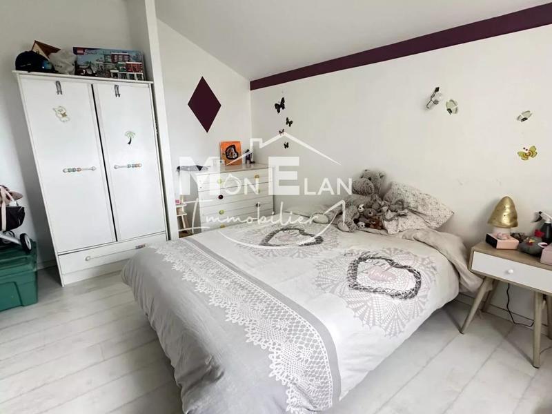 Château - 123 m² - 5 pièces