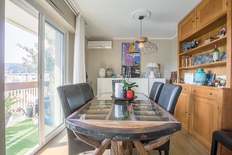 Appartement - 100 m² - 4 pièces