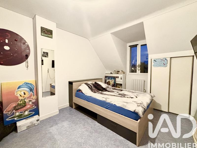 Maison - 200 m² - 7 pièces