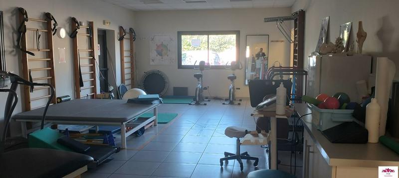 Local commercial - 460 m² - 16 pièces