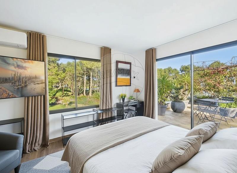 Maison - 185 m² - 7 pièces