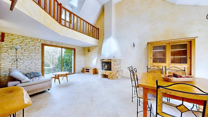 Maison - 165 m² - 6 pièces