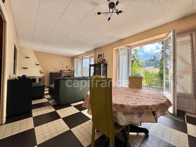 Maison - 131 m² - 4 pièces