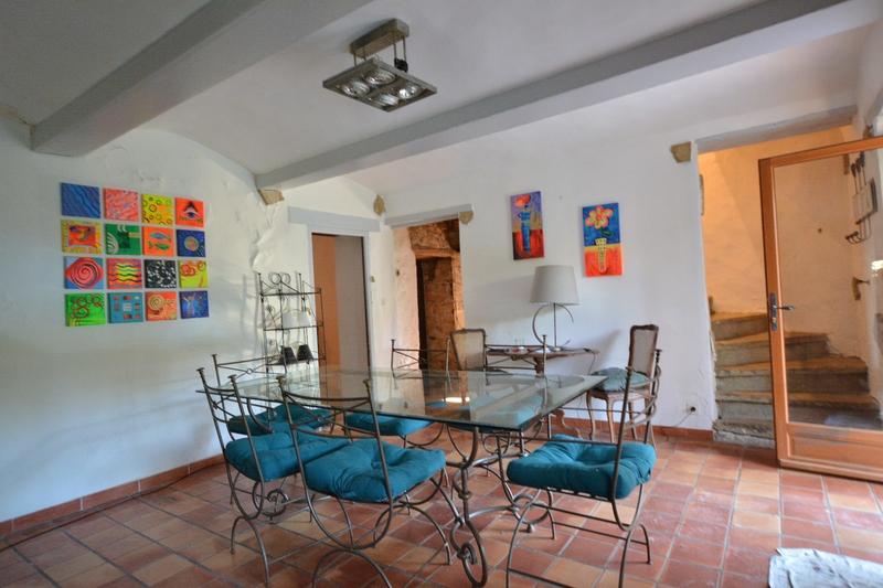 Mas - 131 m² - 5 pièces