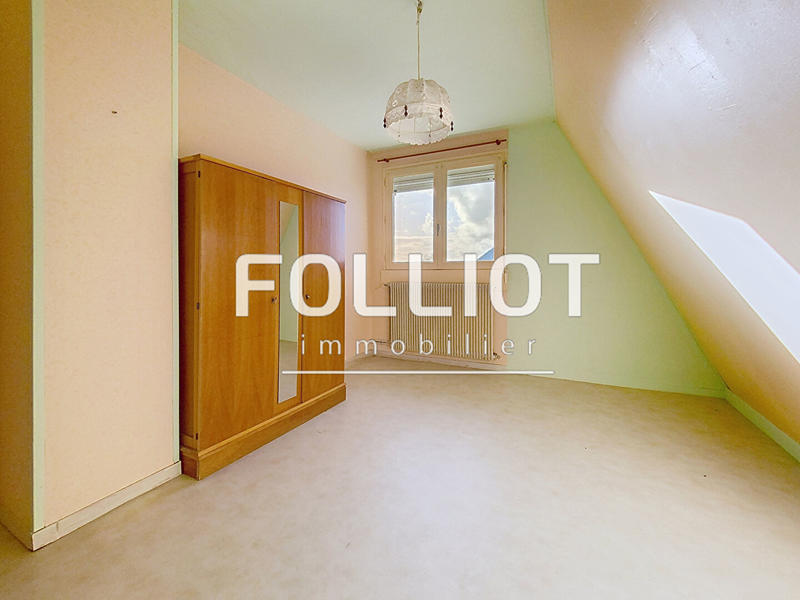 Maison - 151 m² - 8 pièces