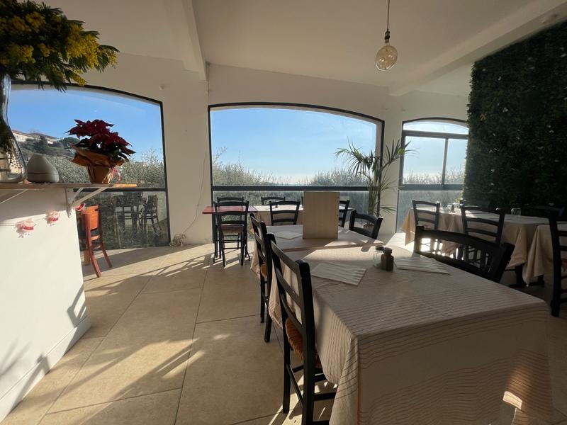 Fonds de commerce - 130 m²