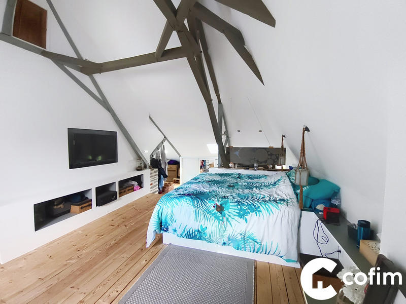 Maison - 372 m² - 7 pièces