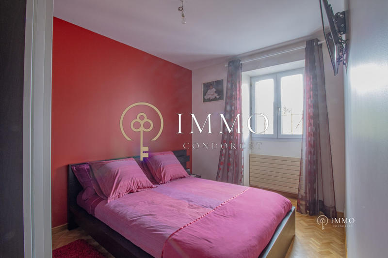 Maison - 190 m² - 7 pièces