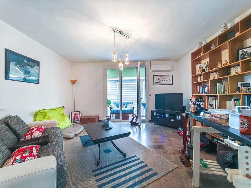 Appartement ancien - 67 m² - 3 pièces