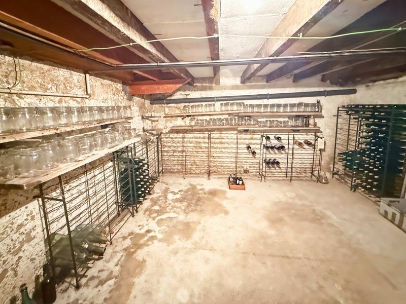 Maison - 94 m² - 8 pièces