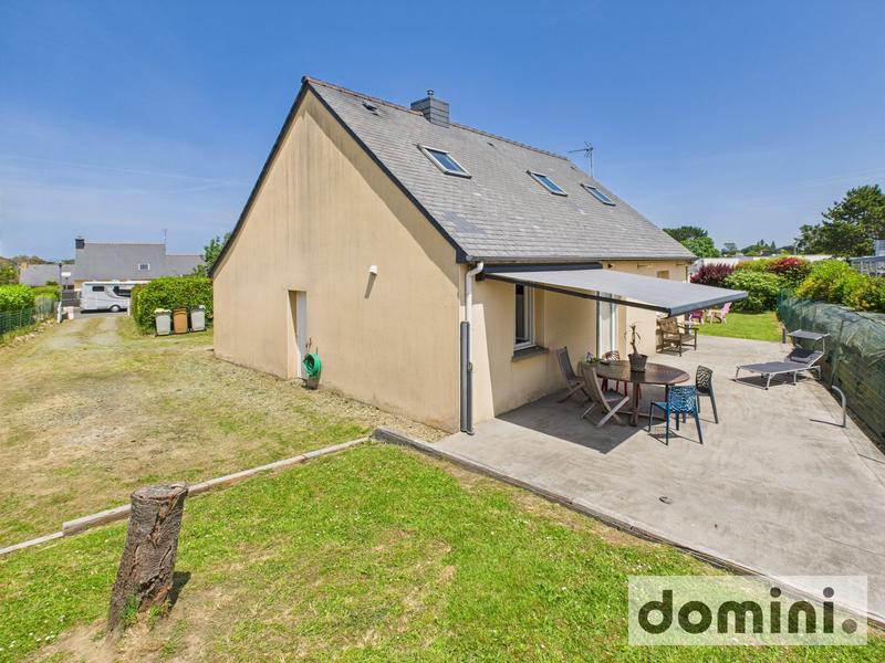 Maison - 96 m² - 5 pièces