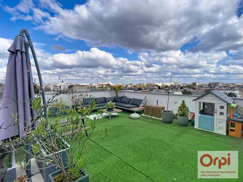 Penthouse - 77 m² - 3 pièces