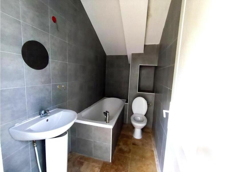 Appartement - 75 m² - 3 pièces