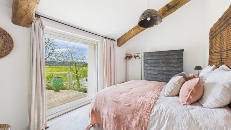 Propriété - 770 m² - 15 pièces