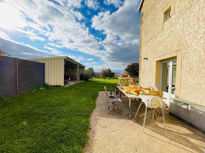 Maison - 222 m² - 6 pièces