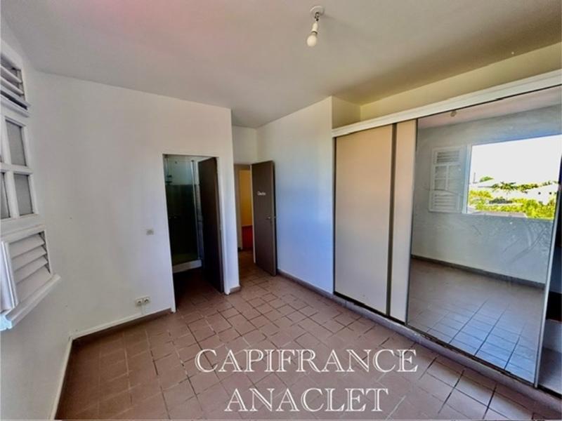 Appartement - 93 m² - 4 pièces